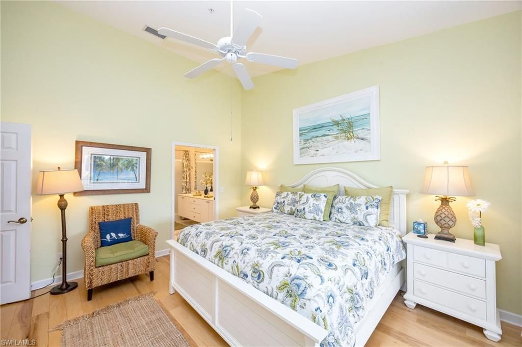 6650 Beach Resort Dr, Unit 16, Naples, FL 34114 Photo