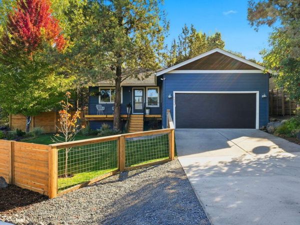 1571 NE Butler Market Road, Bend, OR 97701