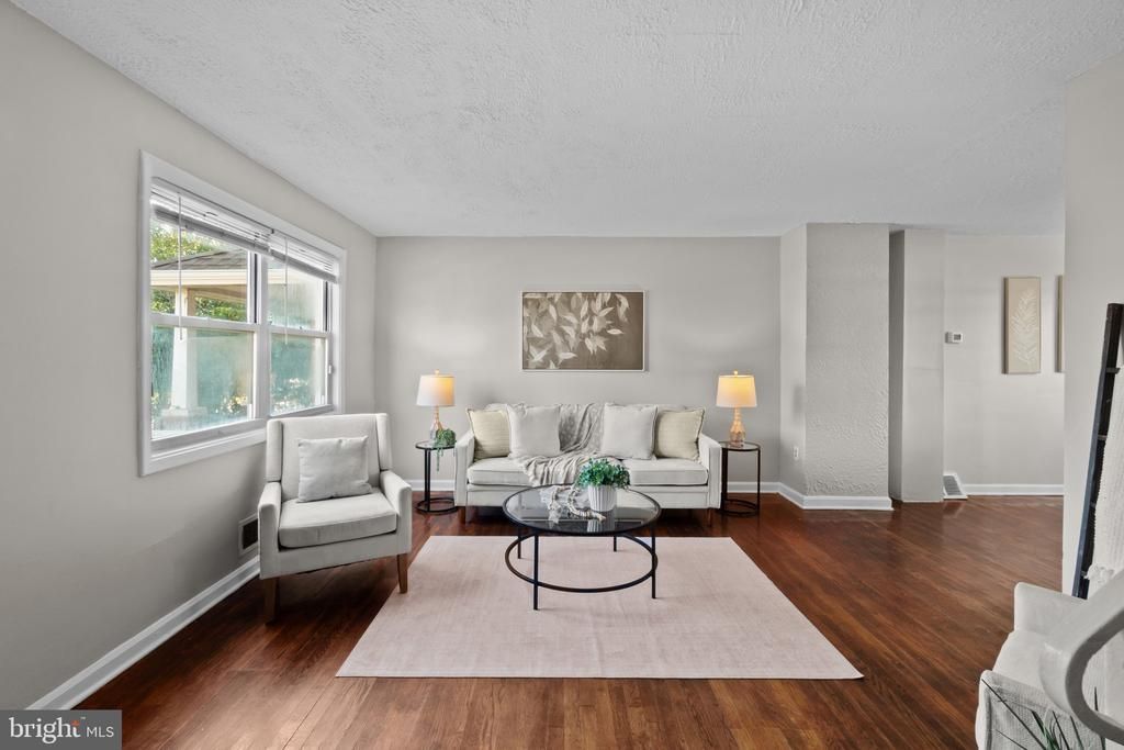 136 BLADEN ROAD , ESSEX, MD 21221