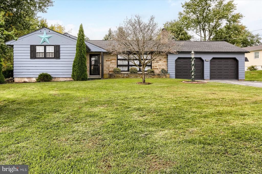 621 HOFFMAN DRIVE, HARRISBURG, PA 17111