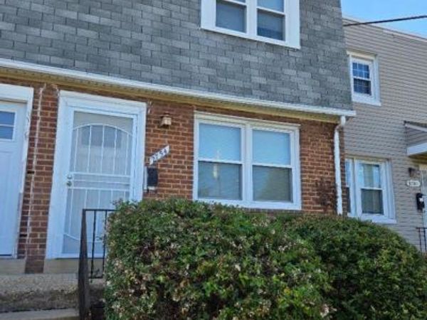 2754 IVERSON STREET, Unit 72, TEMPLE HILLS, MD 20748