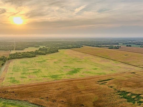 1664 Ayers Road , Greenville, IL 62246