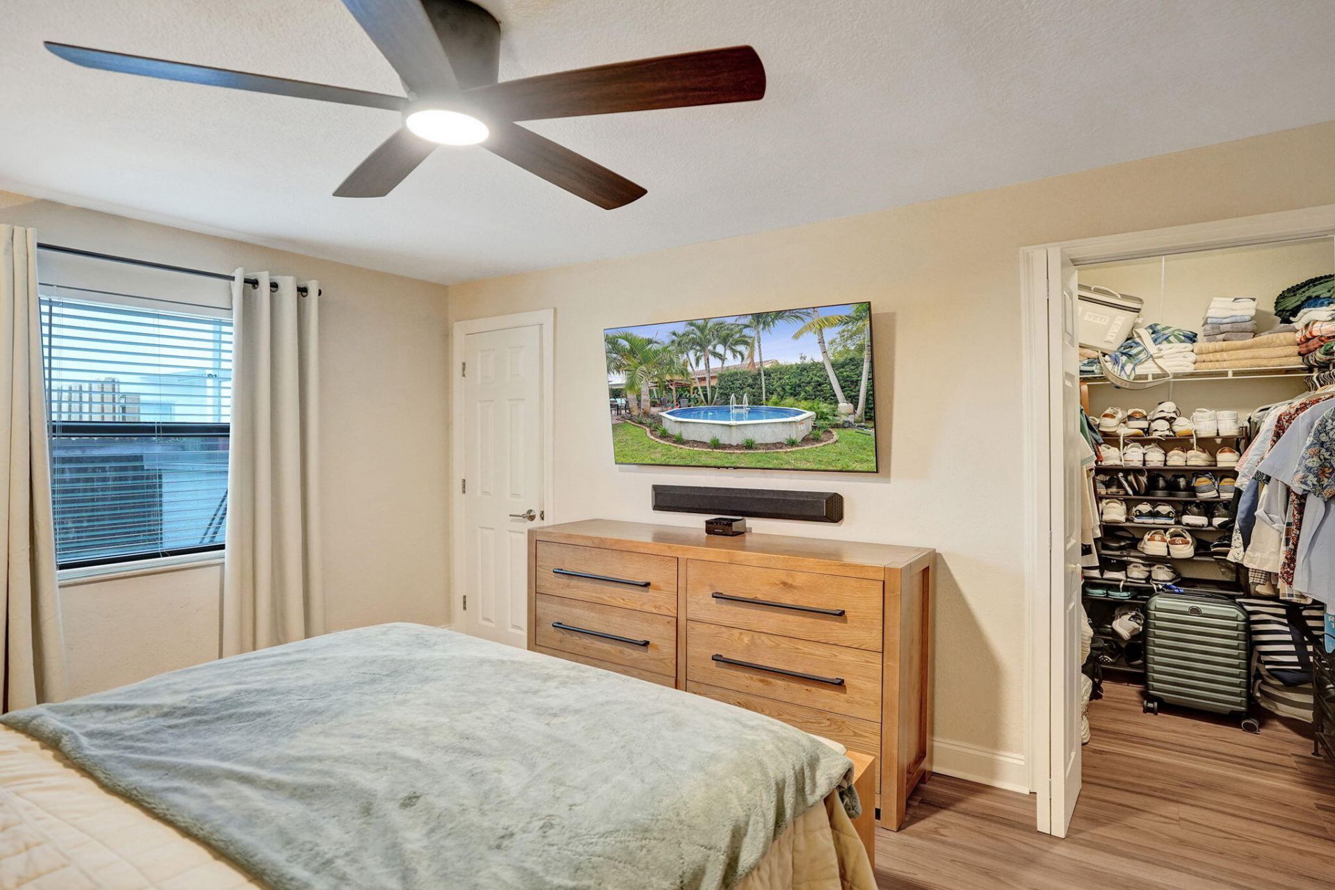 800 N 59th Avenue, Unit 1-2, Hollywood, FL 33021 Photo