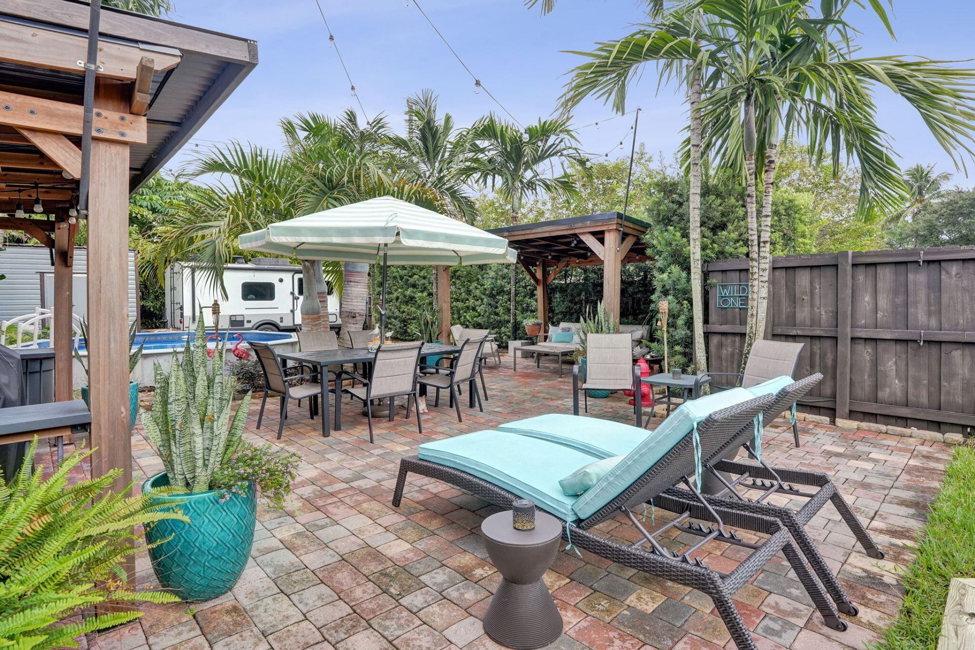 800 N 59th Avenue, Unit 1-2, Hollywood, FL 33021 Photo