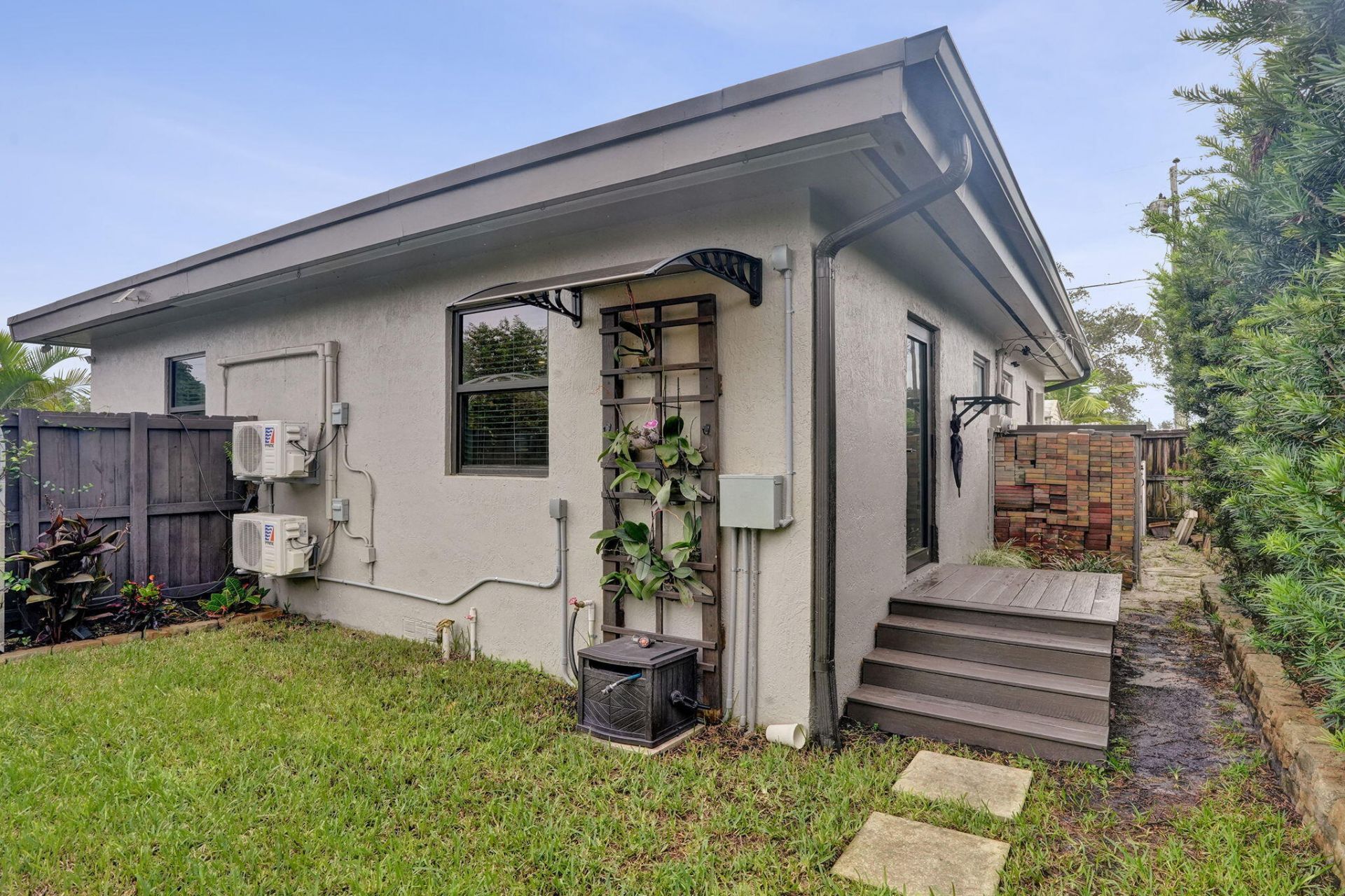 800 N 59th Avenue, Unit 1-2, Hollywood, FL 33021 Photo