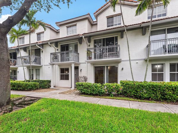 2030 Alta Meadows Lane, Unit 1211, Delray Beach, FL 33444
