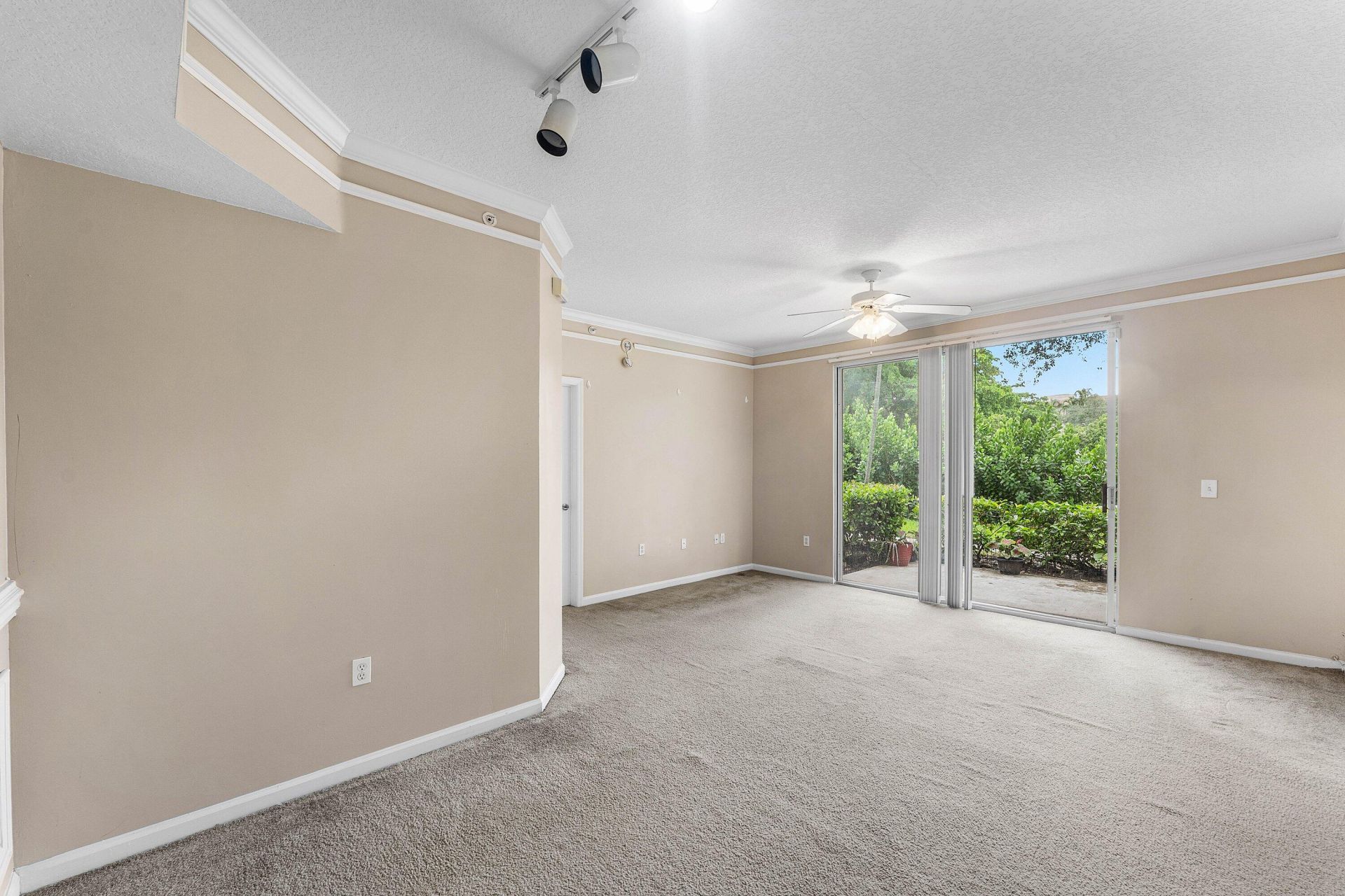 2030 Alta Meadows Lane, Unit 1211, Delray Beach, FL 33444 Photo