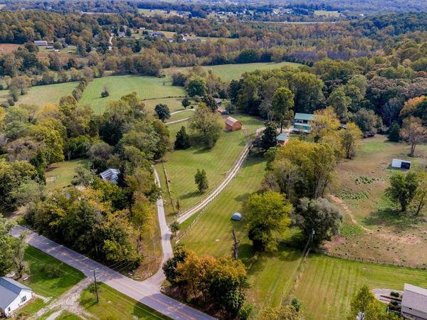5565 S Rockport Road, Bloomington, IN 47403