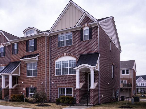 47721 Hillcrest Drive, Unit 71, Northville, MI 48168