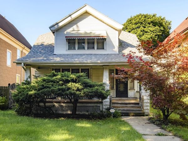 2735 N 40th STREET, Milwaukee, WI 53210