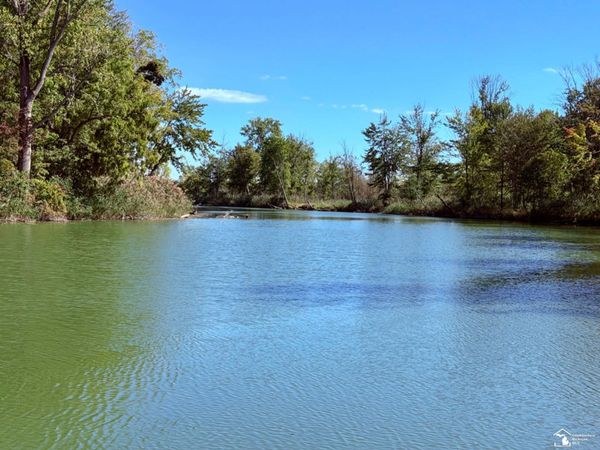 7505 S Huron River Drive, South Rockwood, MI 48179
