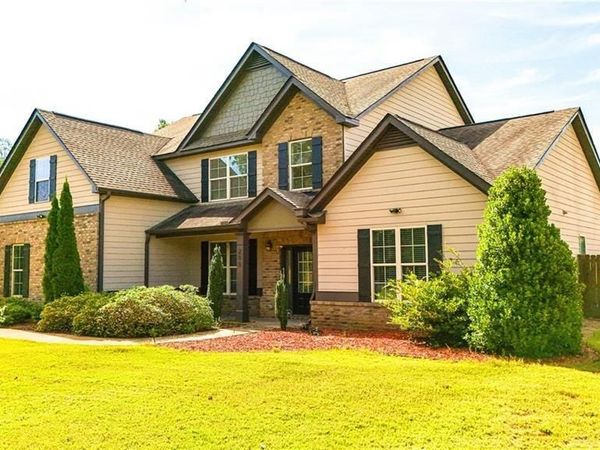 205 Vandalay Way , Locust Grove, GA 30248
