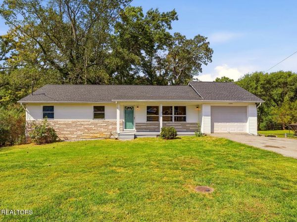 1009 Oaklett Drive, Knoxville, TN 37912