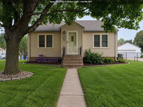 1515 W 26th St., Sioux City, IA 51103