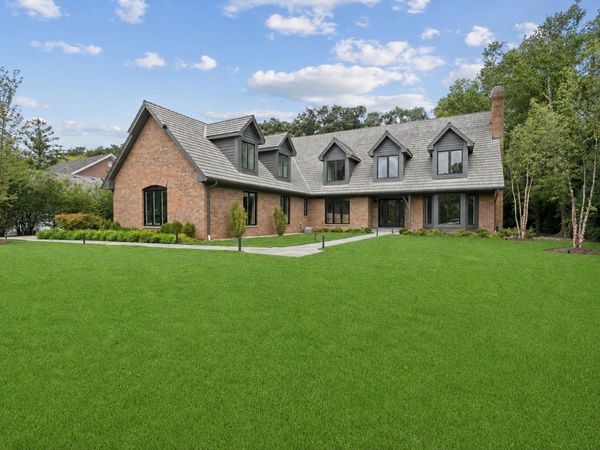 1280 Lawrence Avenue , Lake Forest, IL 60045