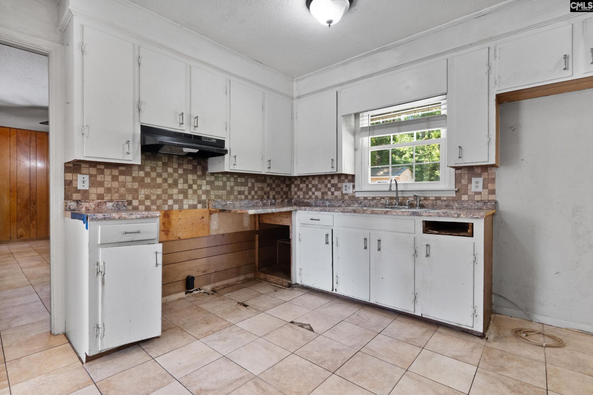 6723 Valleybrook Road  Photo 10