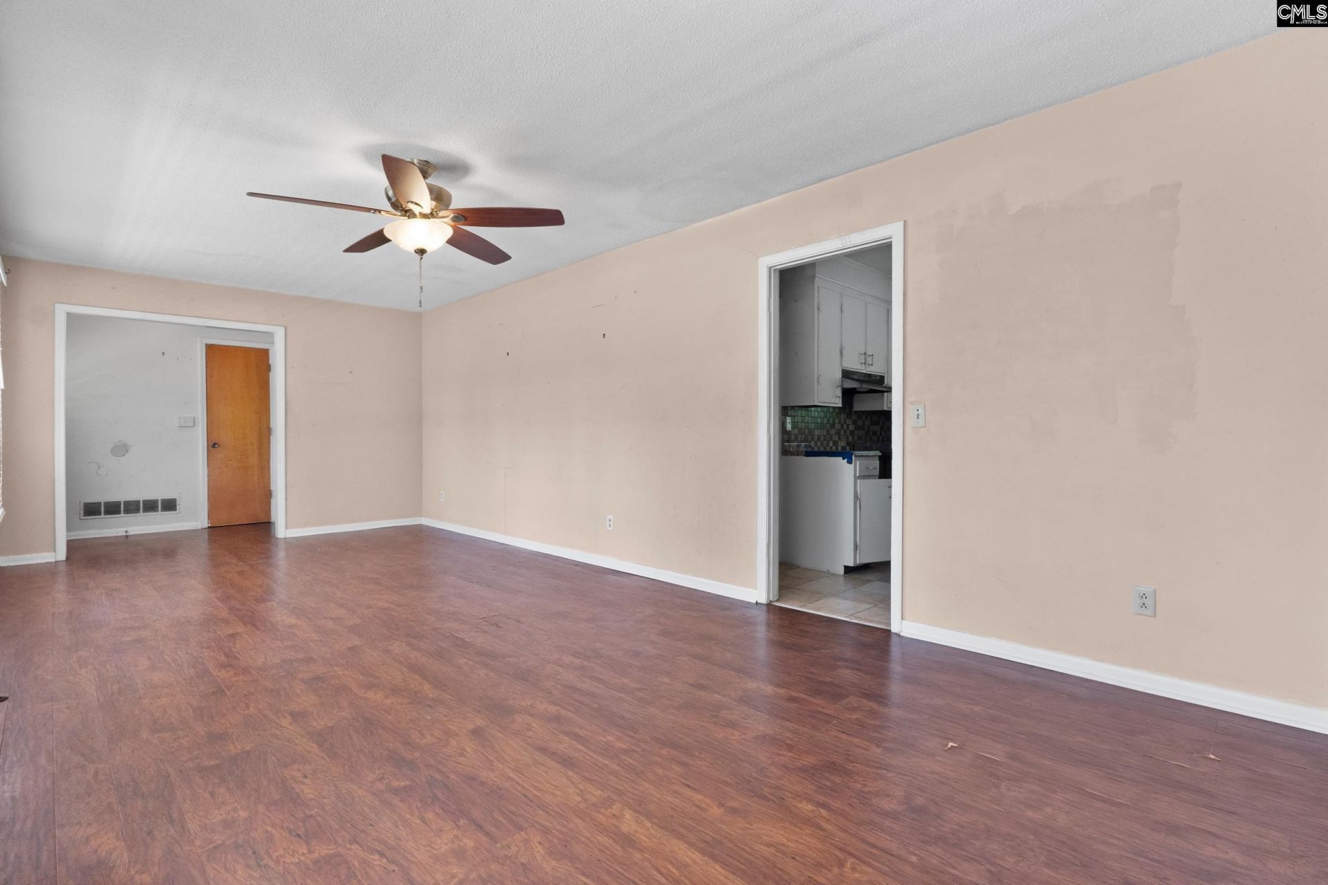 6723 Valleybrook Road  Photo 5