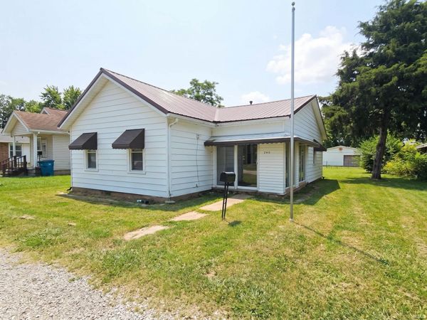 2410 State Street, New Castle, IN 47362