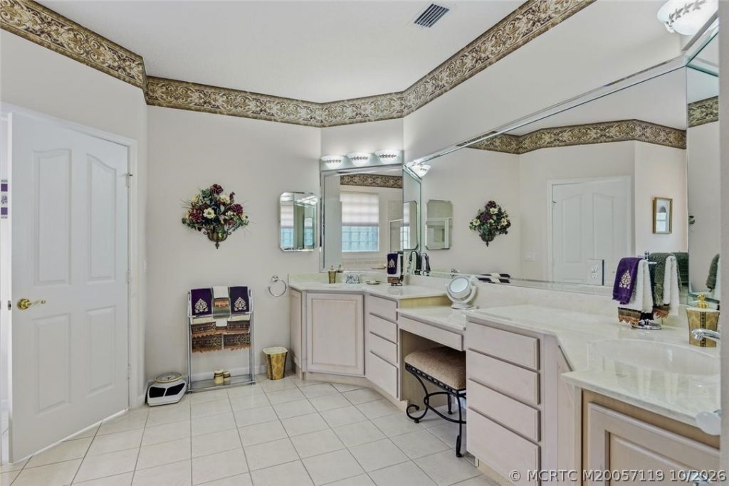 4493 NW Red Maple Drive, Jensen Beach, FL 34957 Photo