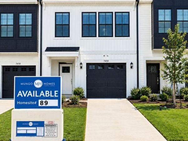 7450 Mashburn Drive , Charlotte, NC 28269