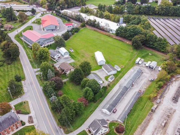 310 N CONSTITUTION AVENUE, NEW FREEDOM, PA 17349