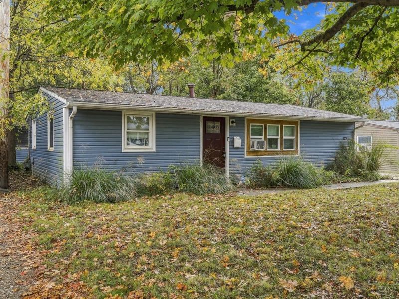 177 N Orchard Circle, Blanchester, OH 45107 Photo 3