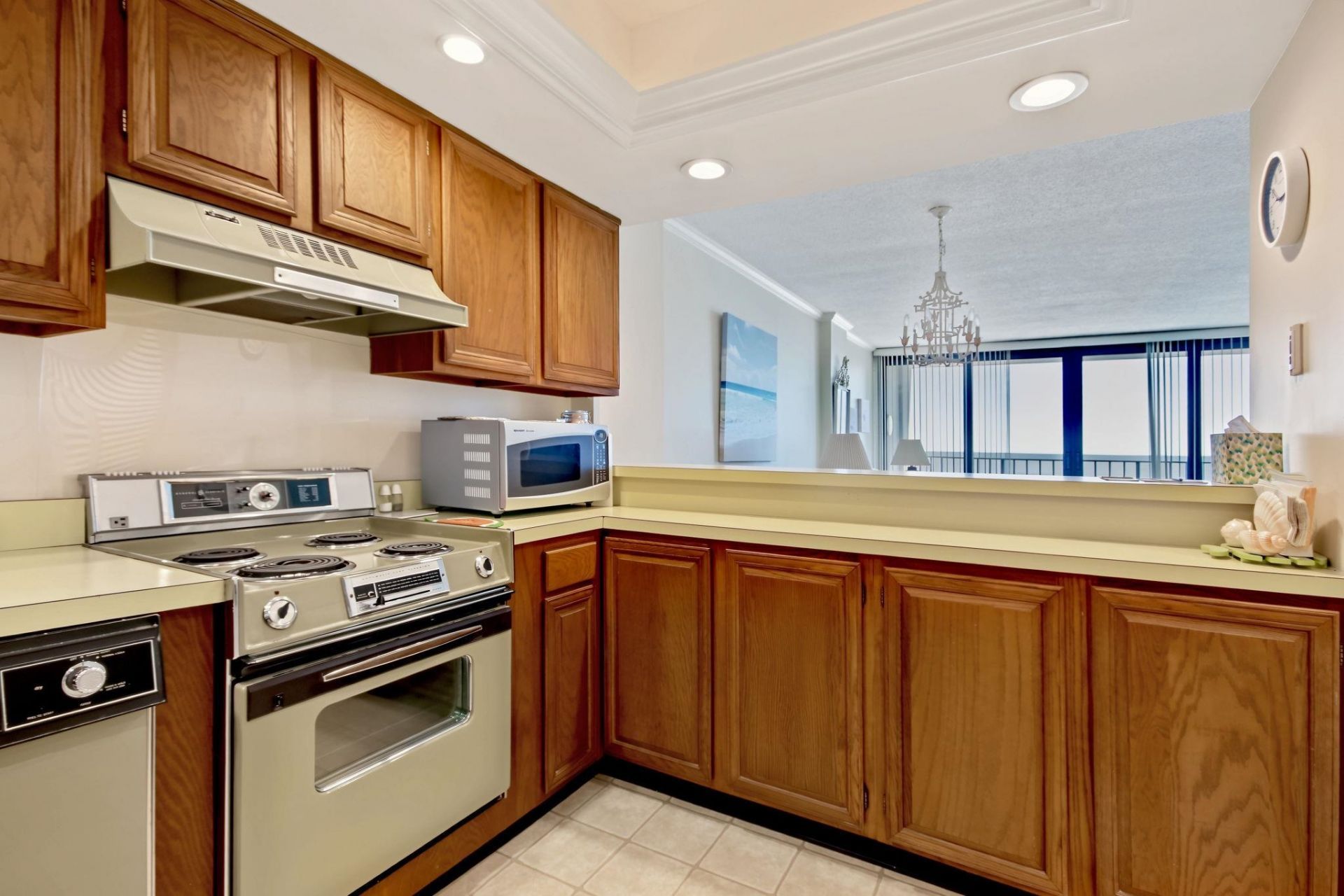 10200 Beach Club Dr. Photo 18