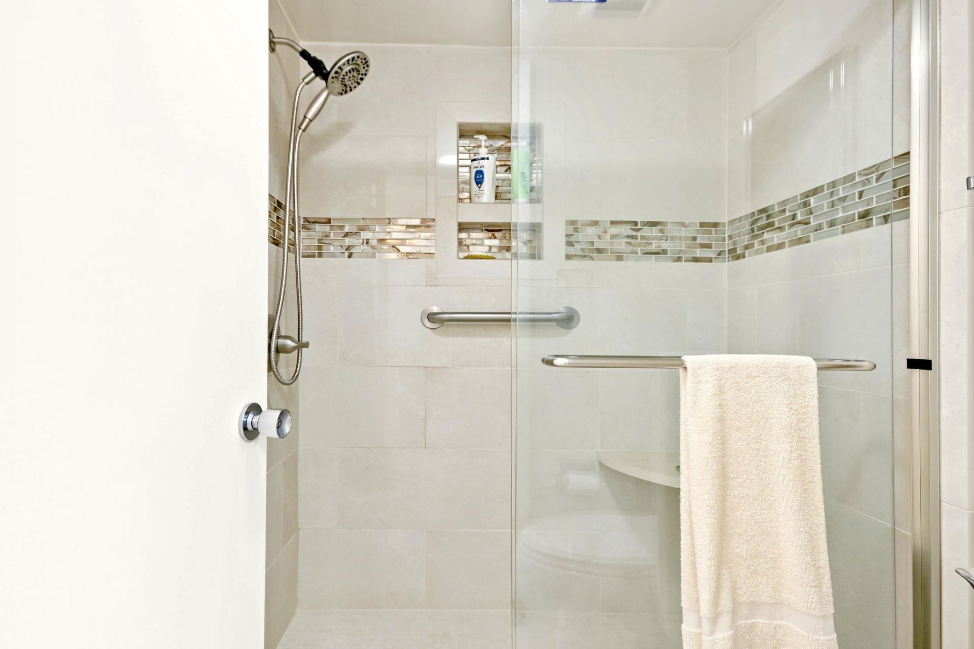 10200 Beach Club Dr. Photo 25
