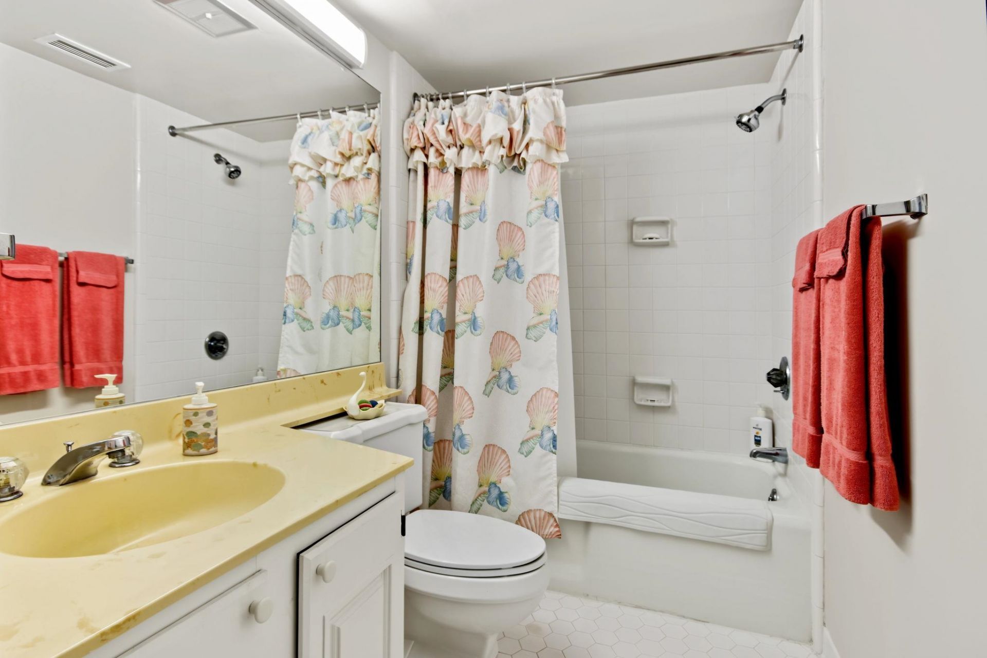10200 Beach Club Dr. Photo 30