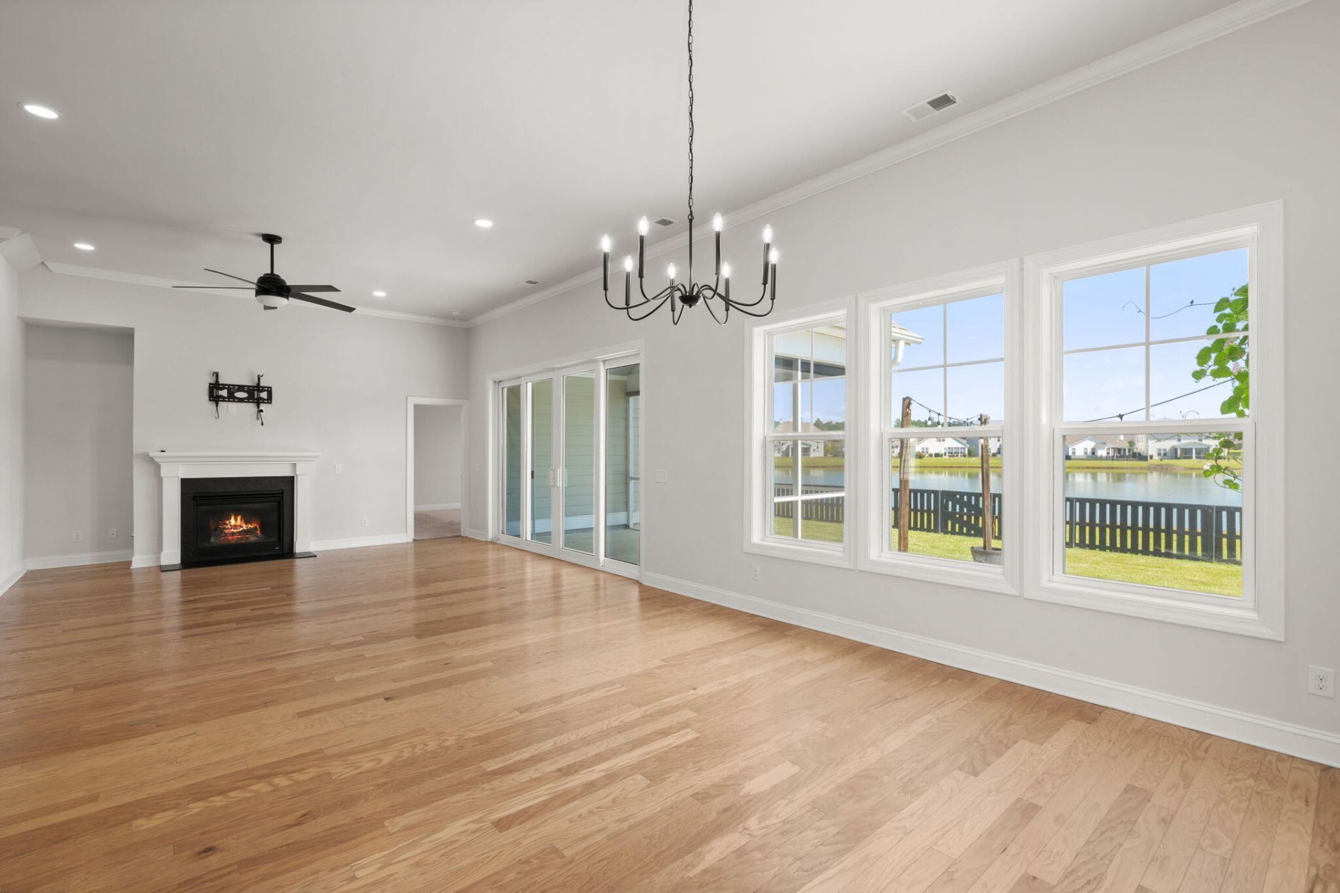 222 Seaworthy Street Photo 18