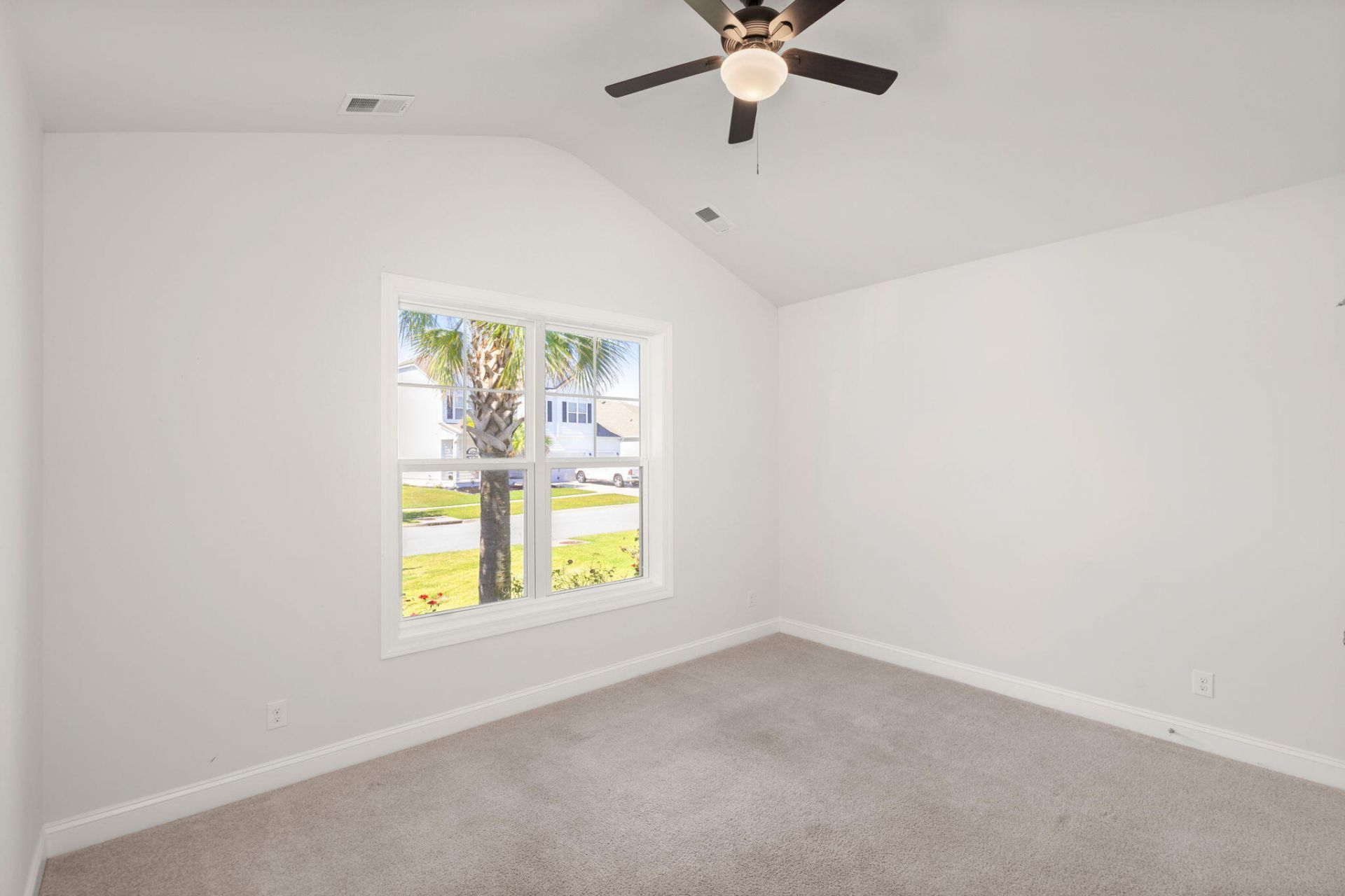 222 Seaworthy Street Photo 35