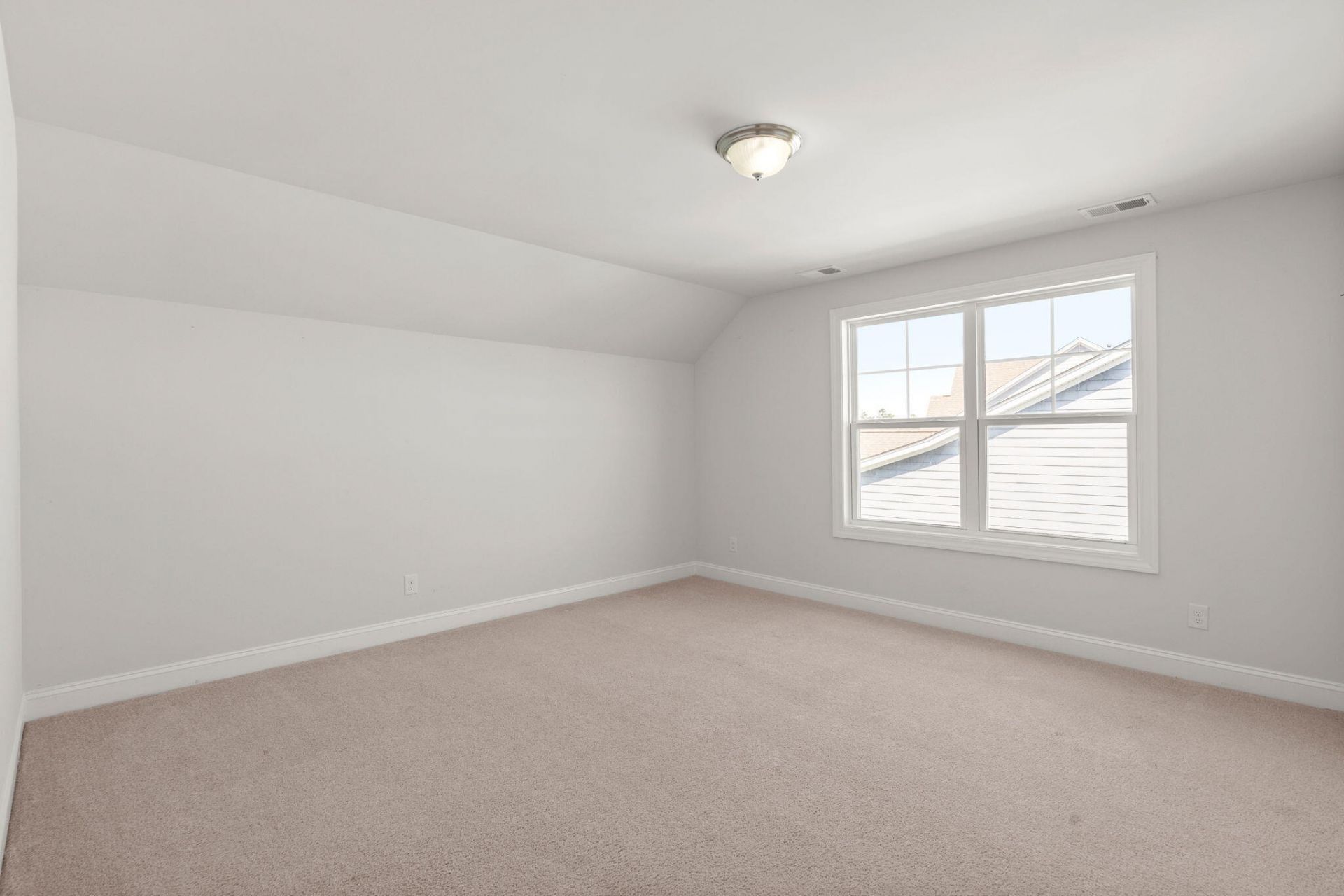 222 Seaworthy Street Photo 40