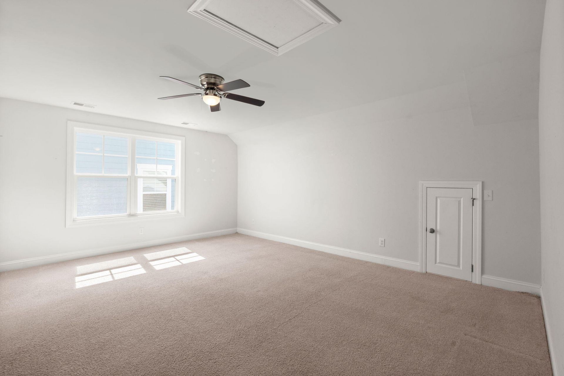 222 Seaworthy Street Photo 43