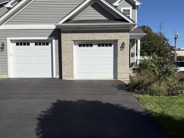 699 Stevens Street , Geneva, IL 60134