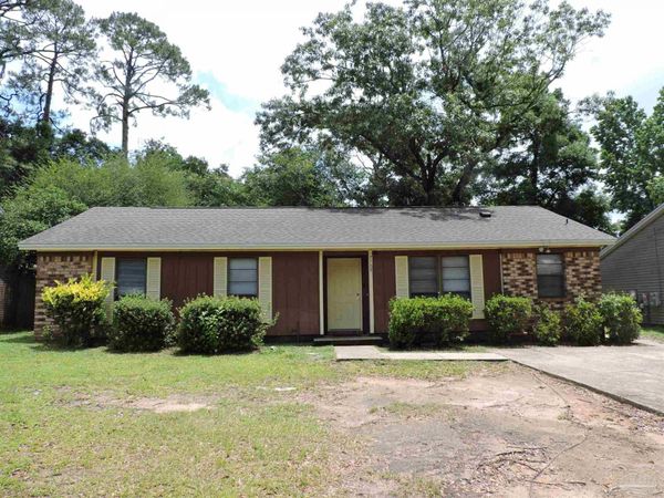 7705 Deborah Dr, Pensacola, FL 32514