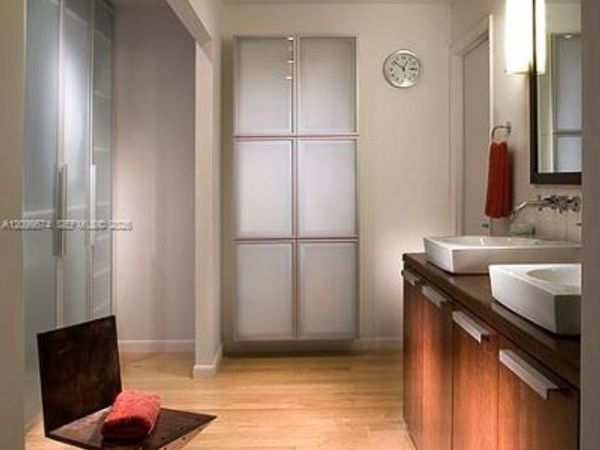 1450 Brickell Bay Dr , Unit 1215, Miami, FL 33131
