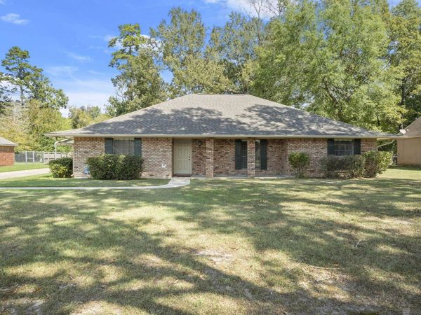 18519 Keystone Ave, Greenwell Springs, LA 70739