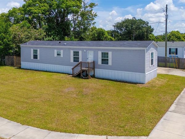 8207 CHARLIN PARKWAY , ORLANDO, FL 32822