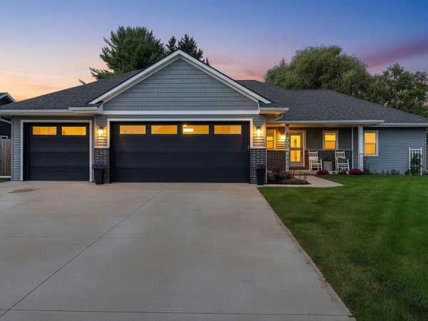 800 Moonbeam Ln, Francis Creek, WI 54214