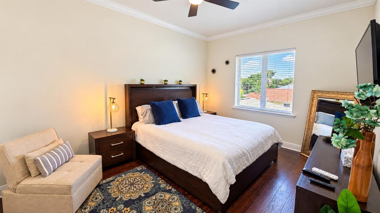 2225 Bahia Vista Street , Sarasota, FL 34239 Photo