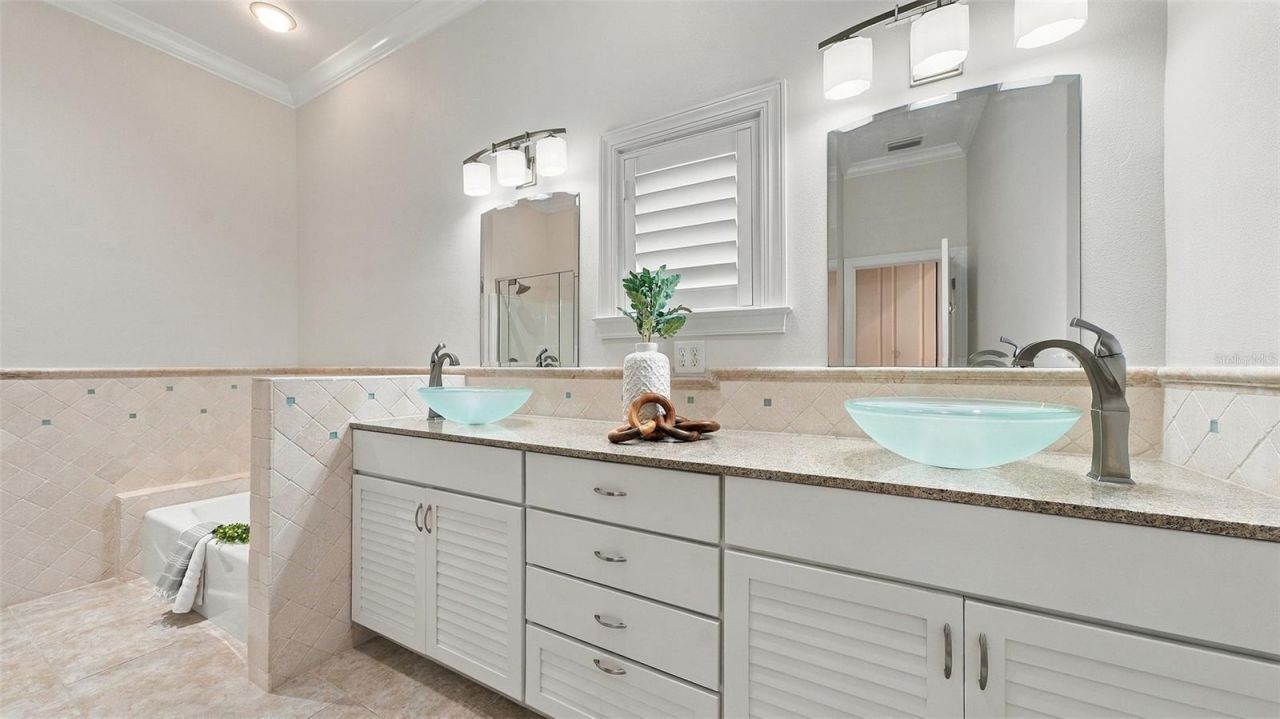 640 Granada Avenue, Venice, FL 34285 Photo