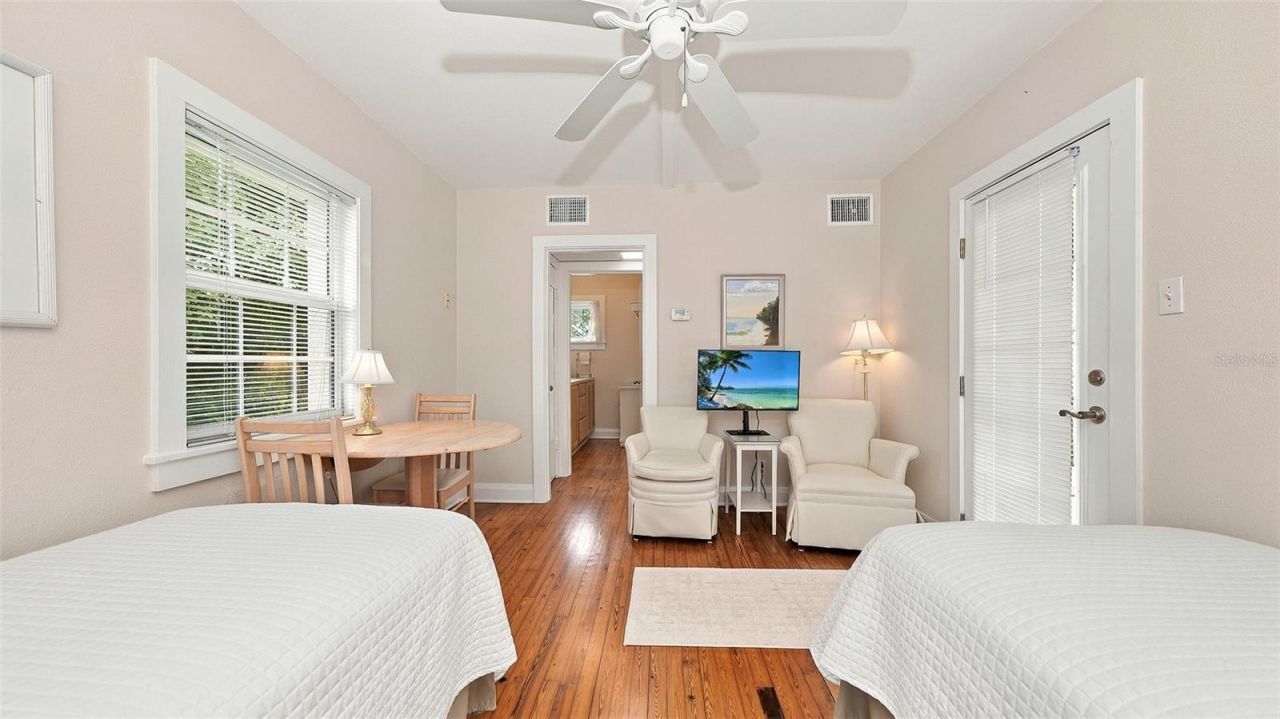 640 Granada Avenue, Venice, FL 34285 Photo