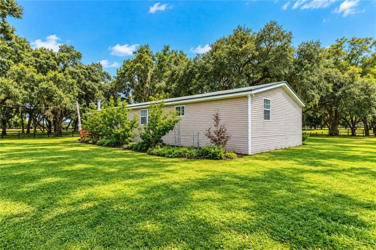 7590 NW 75th Street, Chiefland, FL 32626 Photo