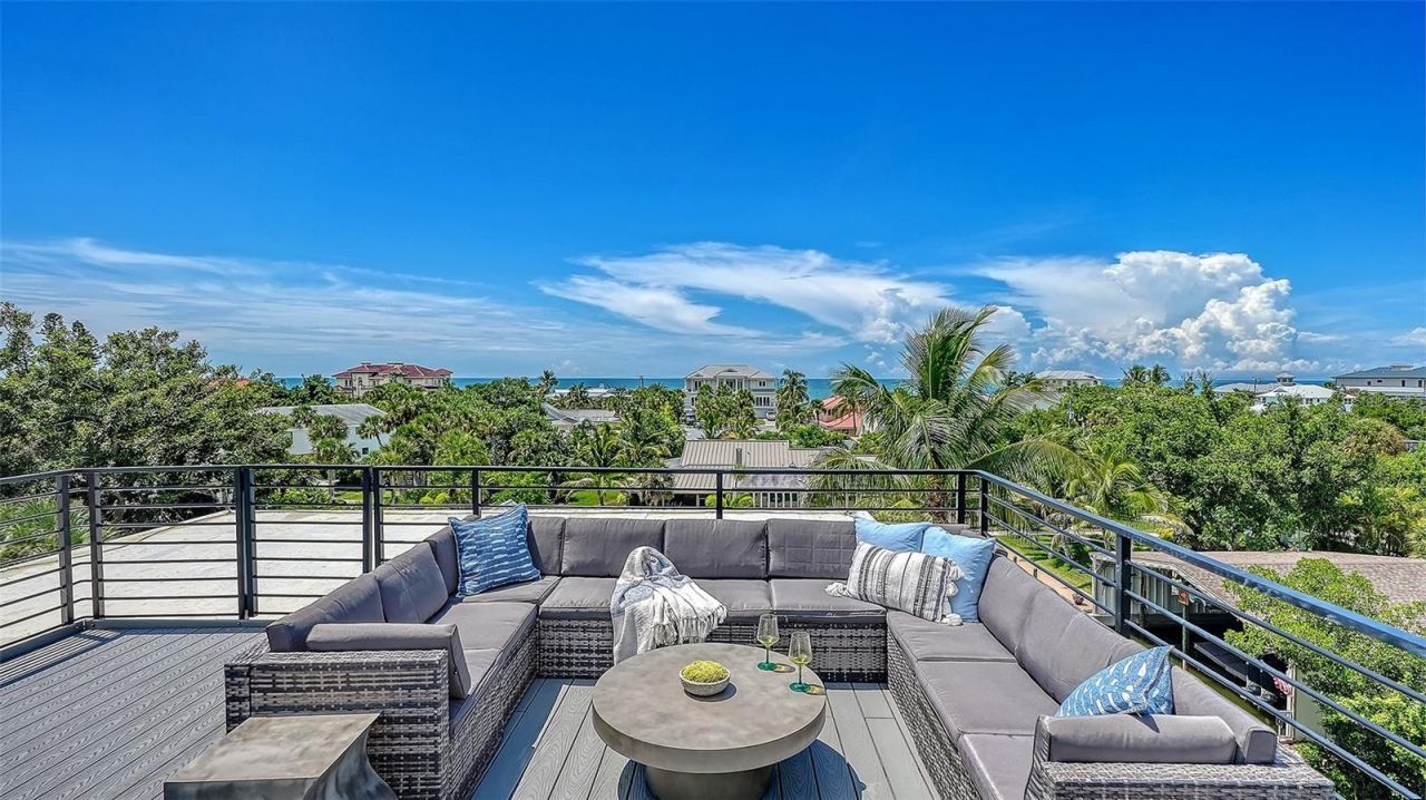 3718 Sandspur Lane, Nokomis, FL 34275 Photo