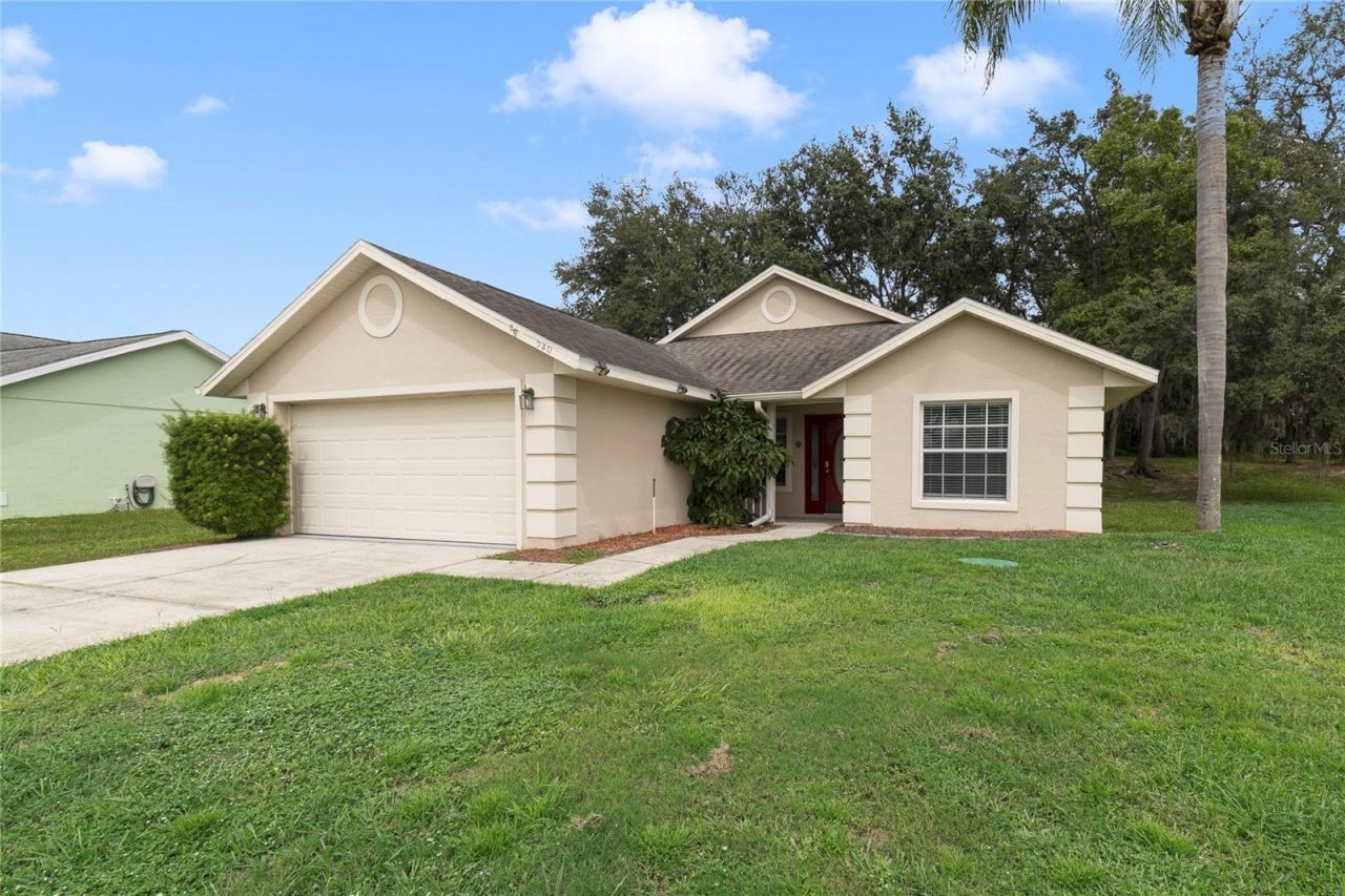 520 Hanging Moss Road, Davenport, FL 33837 Main Photo