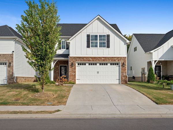 2117 Barringer Ln, Murfreesboro, TN 37128