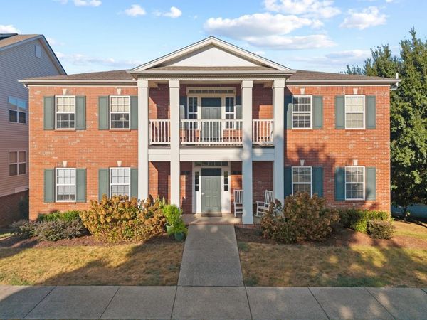 1225 Park Run Dr, Franklin, TN 37067
