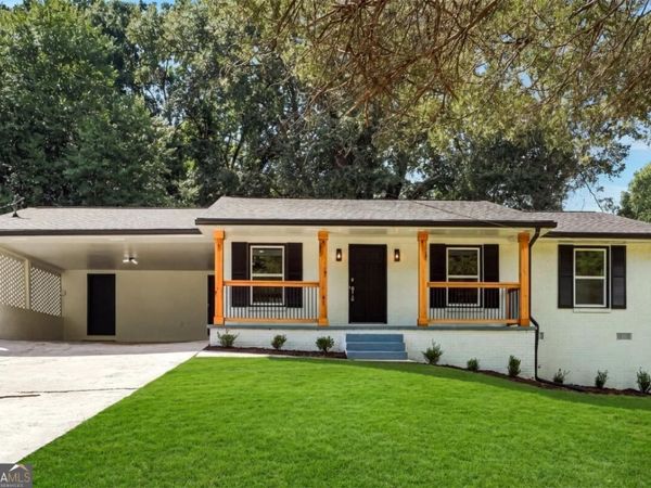 385 Greenwood Drive NW, Lilburn, GA 30047