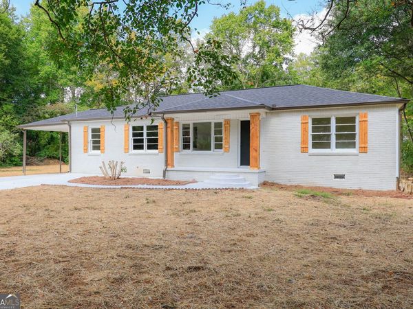 950 Dale Drive SW, Mableton, GA 30126