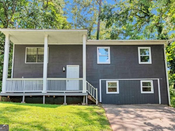 5322 Scarbrough Round, Stone Mountain, GA 30088